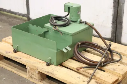 Elpu N 120 mit Behälter Kühlwasserpumpe – RESALE