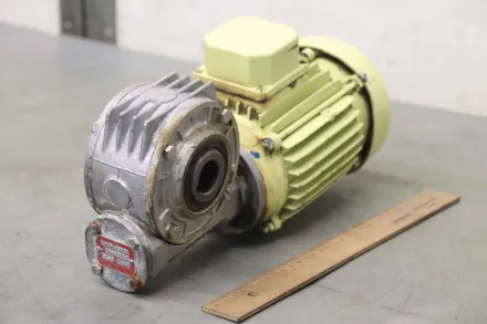 Bonfiglioli Bierrebi MVF 49/P TA 103 Getriebemotor 0,18 kW 103 U/min – RESALE