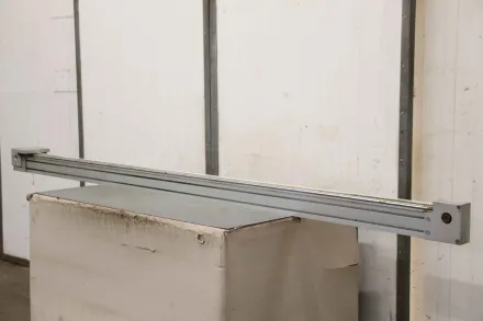 Norgren mit Zahnriemen Linearantrieb Hublänge 2480 mm – RESALE