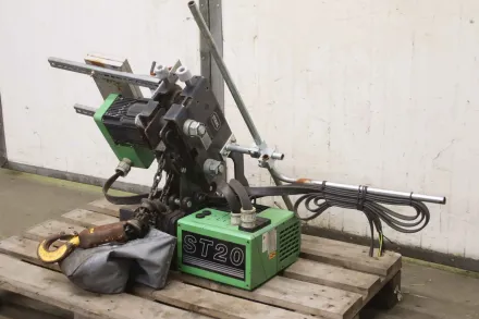 Stahl ST 2008-16/4 2/1  SU-A 1442 110 Kettenzug mit Fahrwerk 1500 kg – RESALE