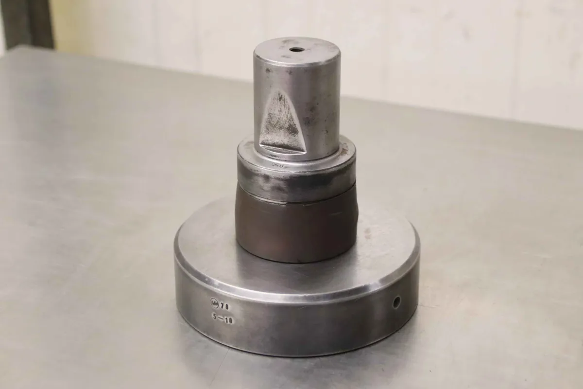Mubea Mubea 70 5-10 Aufnahme 50N Stanzwerkzeug Ø 70 mm
