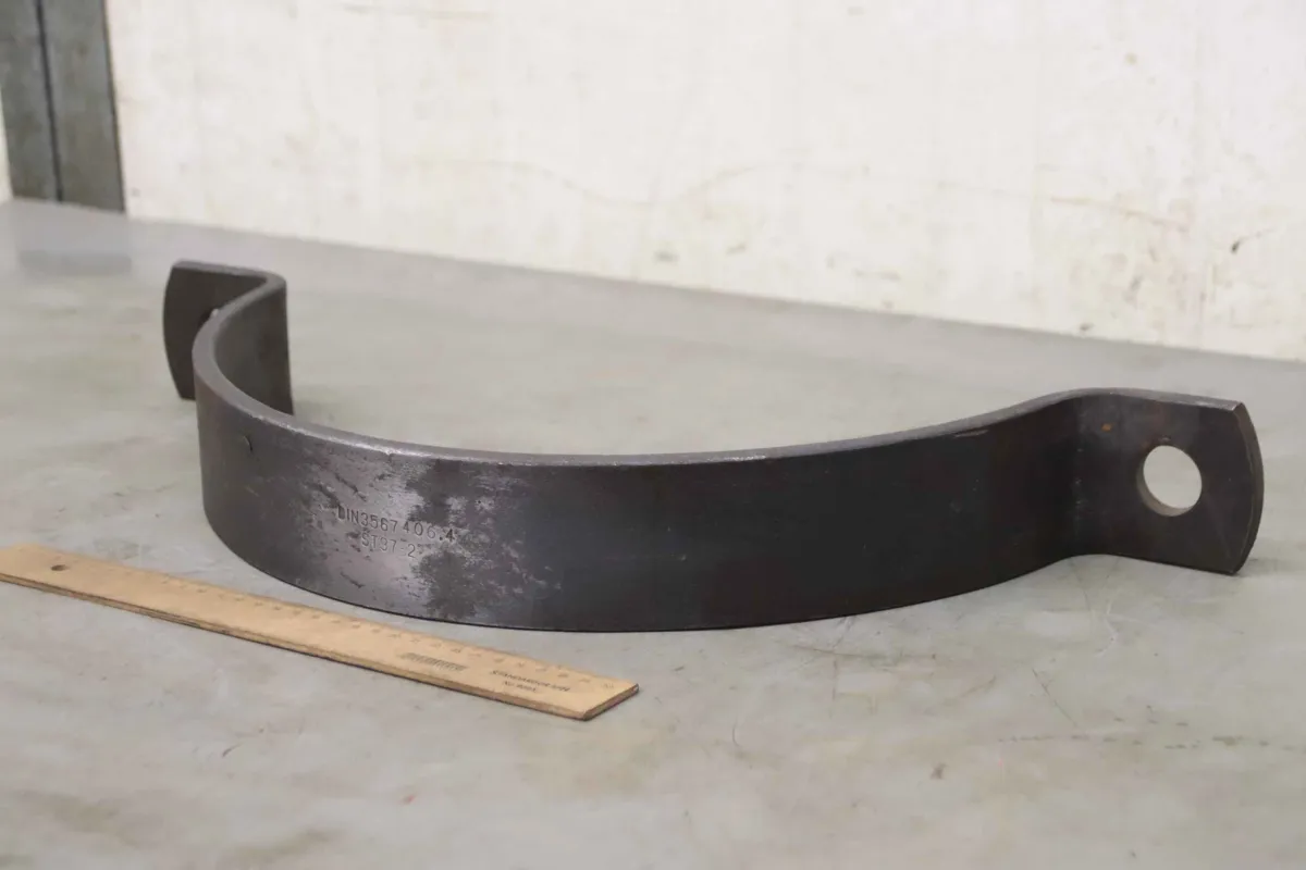 DN400 / d1 = 406,4 mm / 16 Rohrschelle