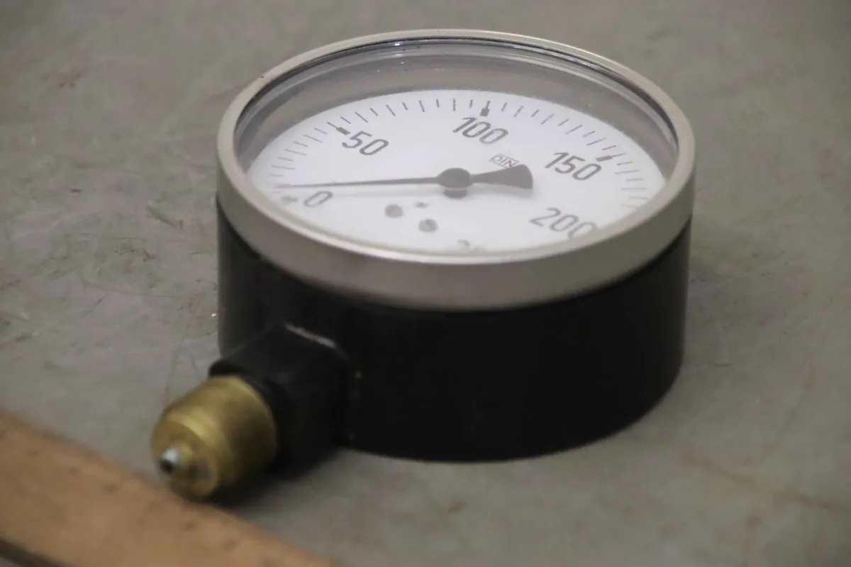 Wika 0 bis 250 bar Manometer