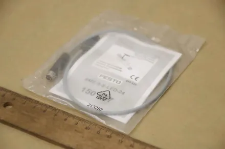 Festo SME-8-S-LED-24 693 425 Näherungsschalter – RESALE