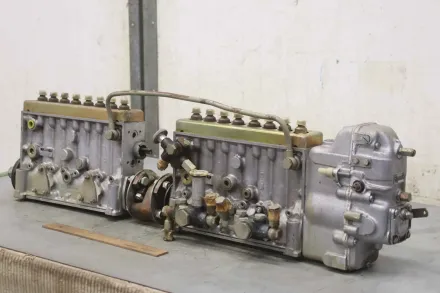 Bosch Mwm EP/RSUV300 RHS 518V16 Einspritzpumpe Dieselmotor 16 Zylinder – RESALE