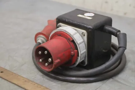 Gifas 63A / 16A Steckdosenverteiler Adapter – RESALE