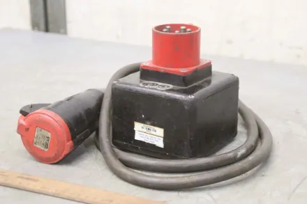 Gifas 2800 32A / 16A Steckdosenverteiler Adapter – RESALE