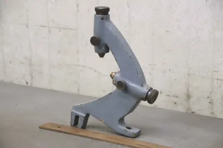 Spitzenhöhe 100 mm Lünette mitfahrend – RESALE