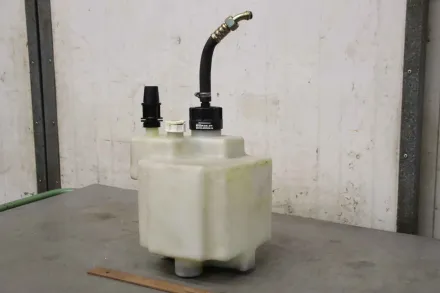 Jungheinrich ERC 205 Servobehälter Hydraulikbehälter – RESALE