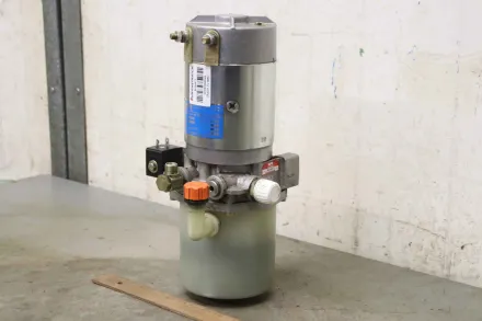 Hpi Jungheinrich 50125677 AU3480 ECE 118 Hydraulikpumpe für Elektrostapler 24 V 1,5 Kw – RESALE