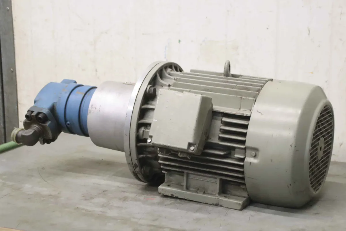 Sauer Safan 4 P 023 L M 929 Hydraulikaggregat 5,5 kW 1450 U/min