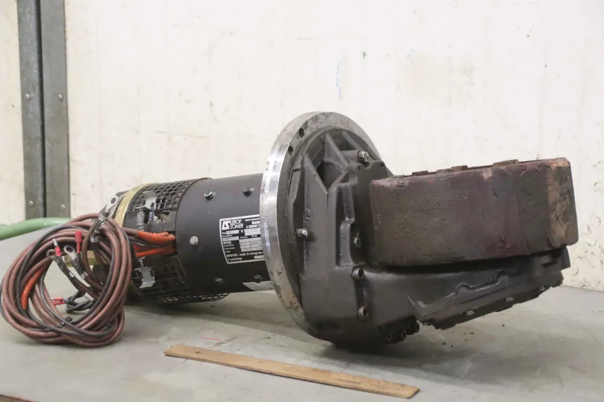 Rapid RVT 2500 24V 2,0 kW Fahrwerk