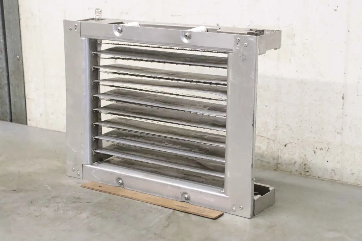 445/100/H330 mm Lüftungsklappe Lamellenlüfter