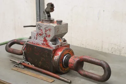 Enerpac Hub 155 mm Hydraulik-Zugzylinder 50 t – RESALE