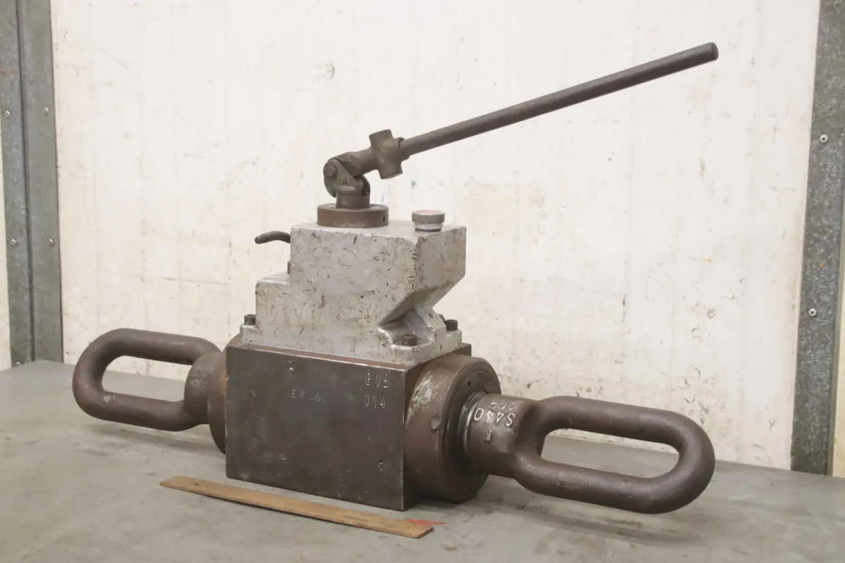 Enerpac Hub 150 mm Hydraulik-Zugzylinder 50 t