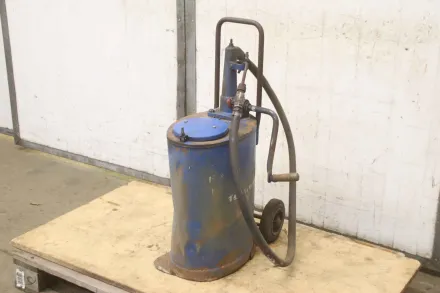 Tecalemit mechanisch 1.520201.1 Ölkabinett 30 Liter – RESALE