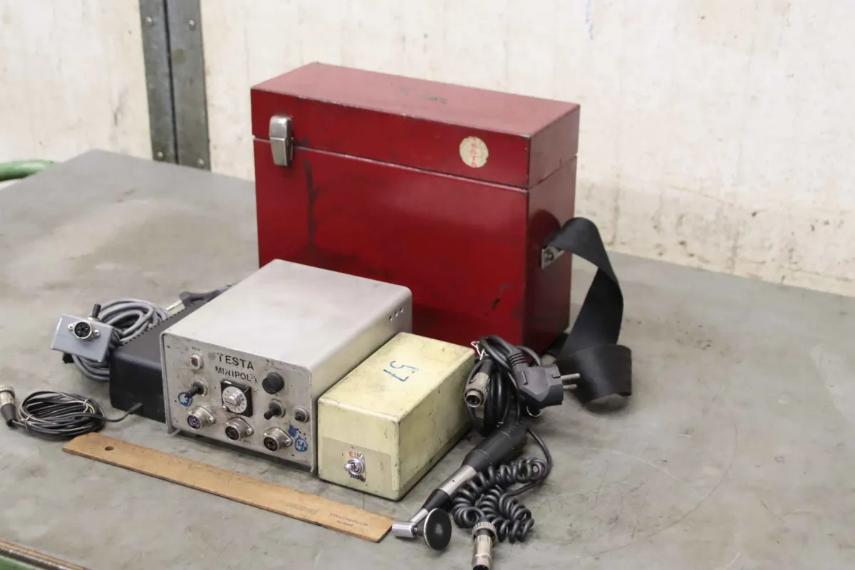 Testa NSK MINIPOL-T NK-260 N Präzisionsschleifer