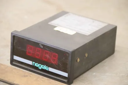 Axesta dem-49 Digitalanzeige – RESALE