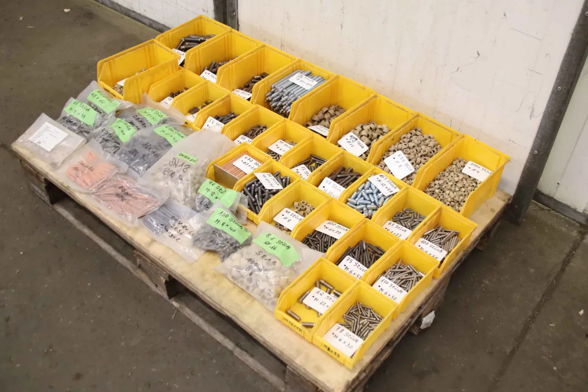 Copper 40 unterschiedliche Typen Schweißbolzen Keramikringe 64 kg