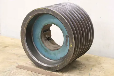 Guss SPC 300-8 (22 mm) Keilriemenscheibe 8-rillig – RESALE
