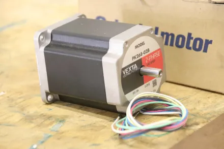 Oriental Motor PK268-02B Servomotor – RESALE