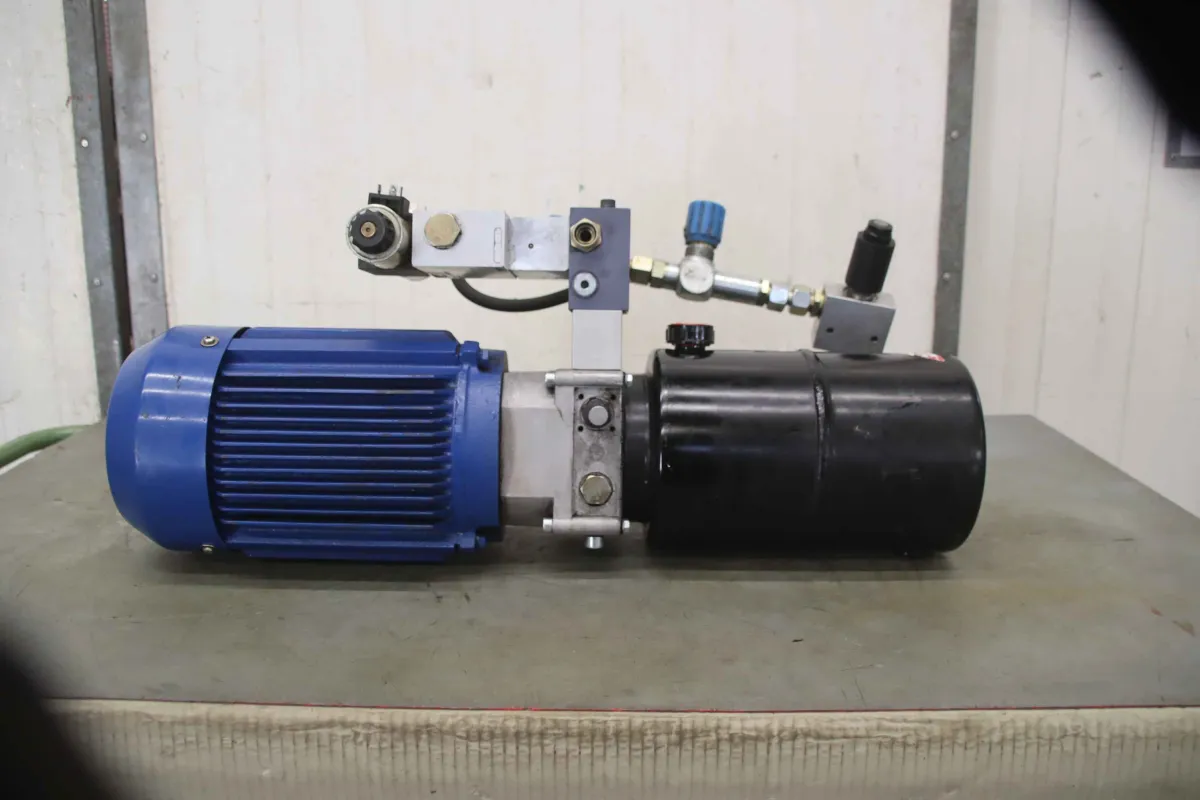 Kramp EM100LB4-B14-500 Hydraulikaggregat 3,0 kW