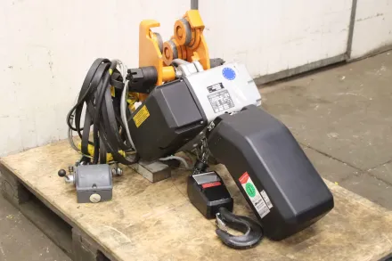 Hadef CH3 Kettenzug mit Fahrwerk 2000 kg – RESALE