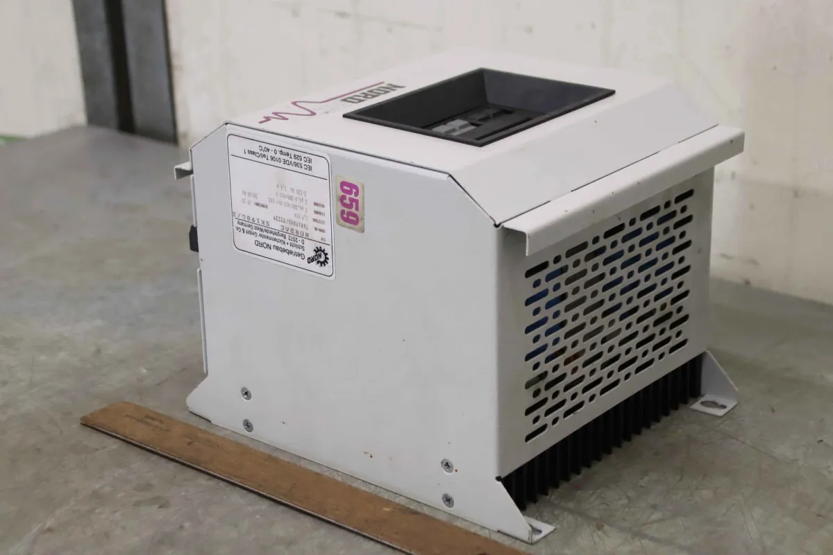 Nord SK 1900/3 Frequenzumrichter 1,5 kW