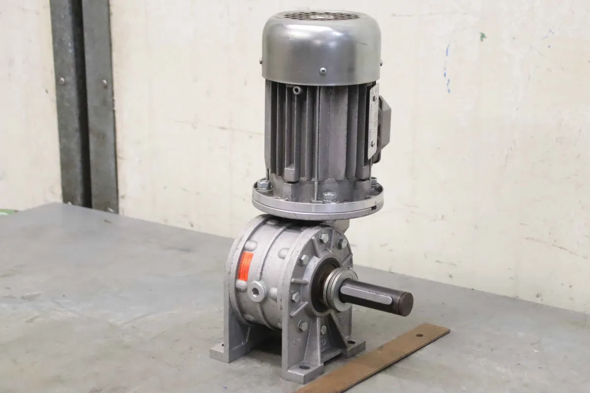 S.T.M. RMI 50 D M63B4 Getriebemotor 0,187 kW 14 U/min