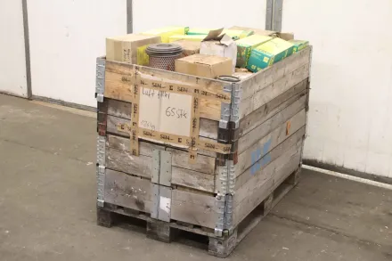 Diverse zahlreiche Ausführungen Luftfilter 65 Stück – RESALE