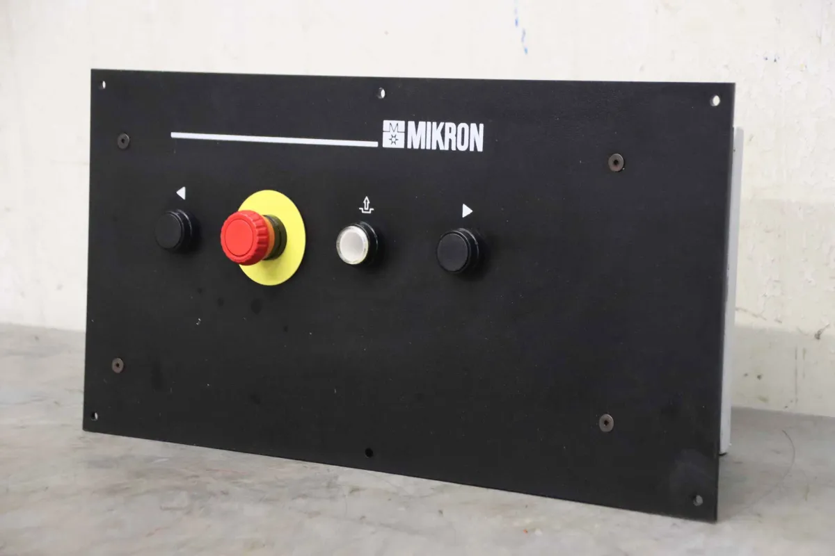 Mikron TCD 22 Bedieneinheit