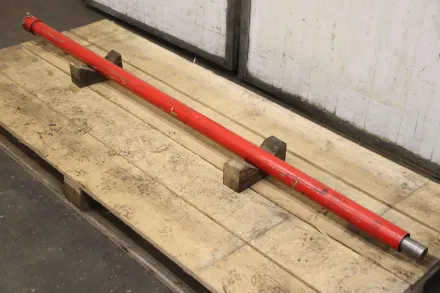 Hub 1700 mm Hydraulikzylinder – RESALE