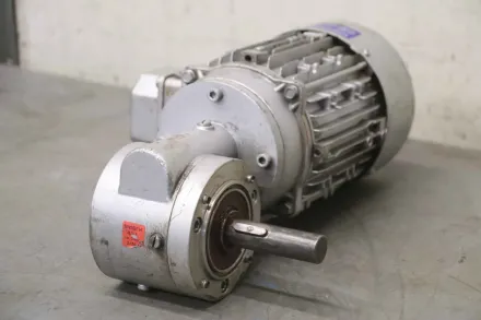 Ruhrgetriebe SN9BFH H7 1B/4 Getriebemotor 0,37 kW 35 U/min – RESALE