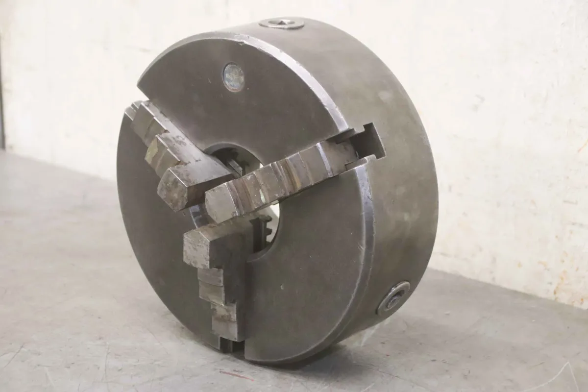 Röhm Ø 240 mm Dreibackenfutter
