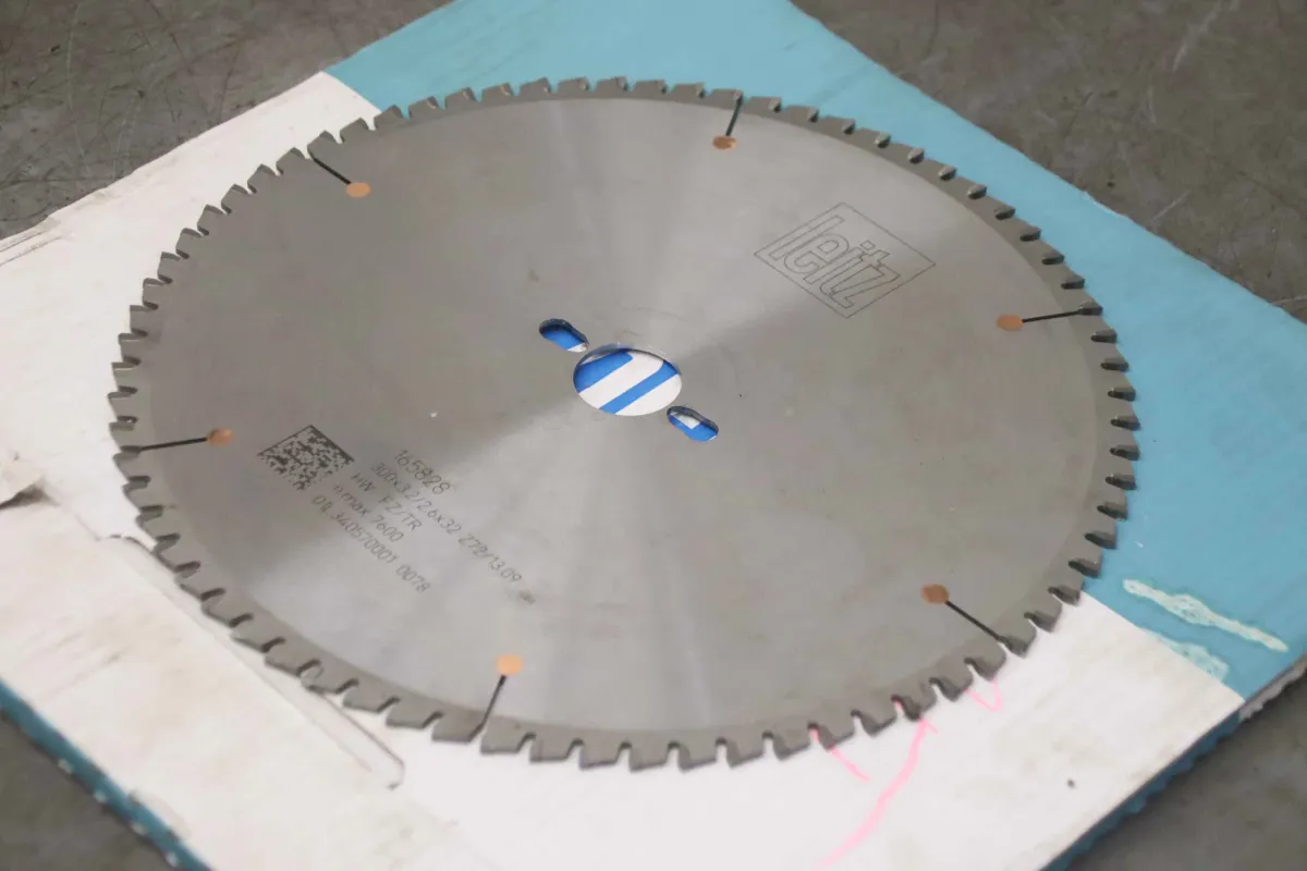 Leitz 165828 300x3,2/2,6x32 Sägeblatt Ø 300 mm
