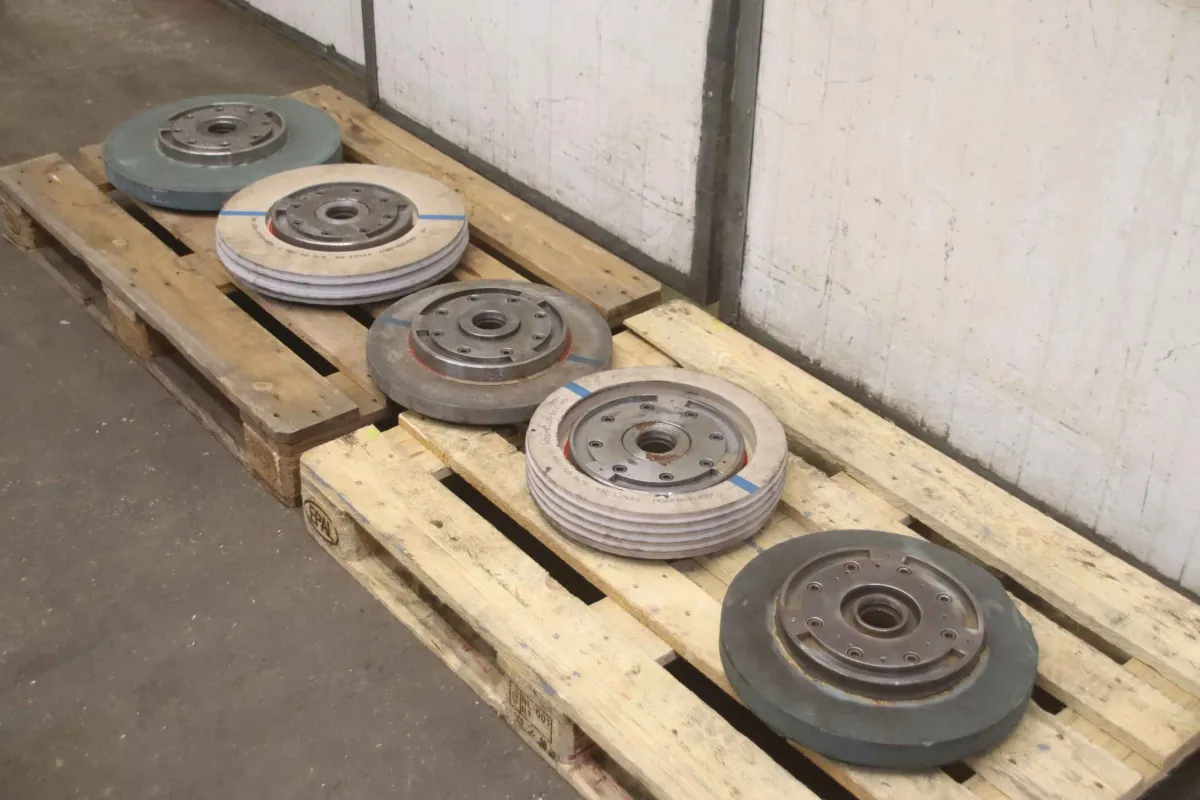 verschiedene Ø 400 bis 485 mm Schleifscheiben 5 Stück
