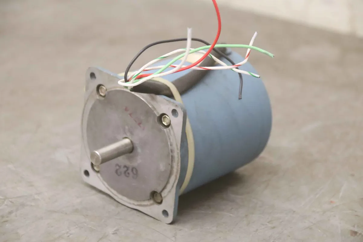 Superior Electric 20-3437D200-F075 Servomotor