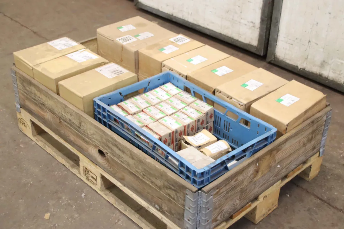 DIN 933 DIN 982 Din 6923 Sechskantschrauben Sechskantmuttern M10 A2 242 kg