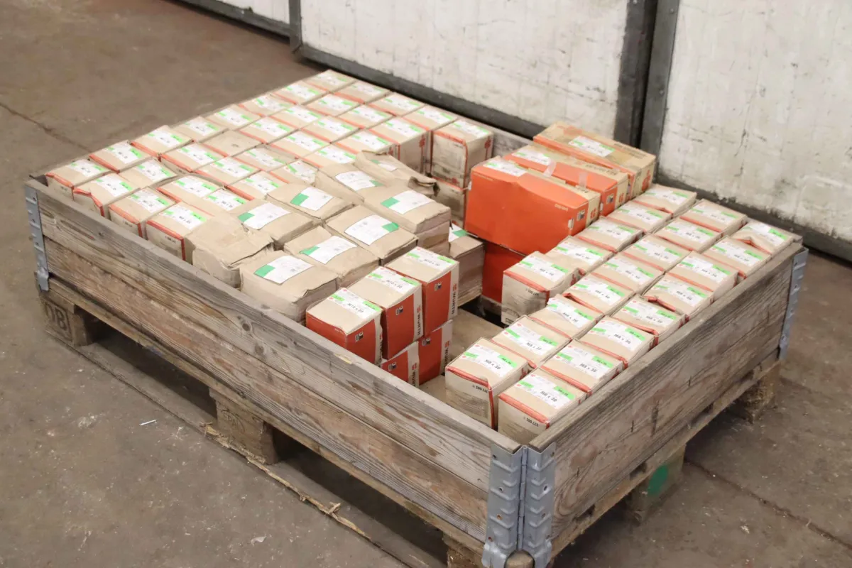 Würth DIN 933 M10x100 M10x20 DIN 912 M8x35 M8x30 Sechskantschrauben Zylinderschrauben M8 M10 A2 330