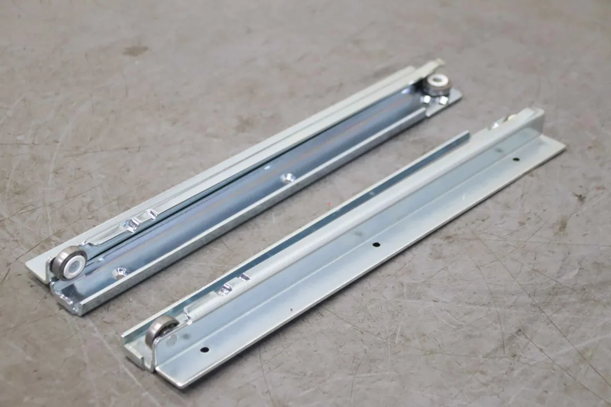 Hettich FR 1105/400 Schubladenschiene 100 kg