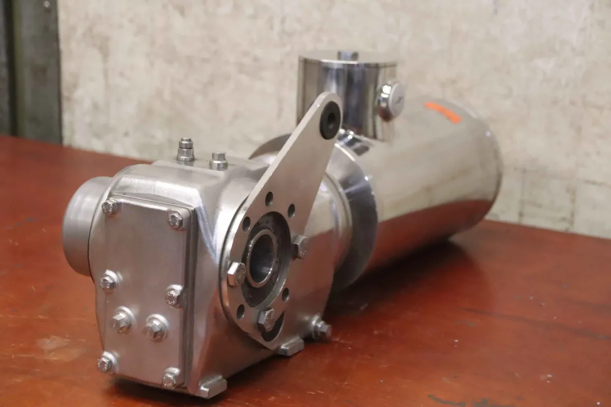 SEW-Eurodrive Marlin KEST37T TENV80-4B Getriebemotor 0,75 kW 33 U/min Edelstahl