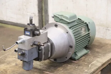 Orsta 7,5 kW 1435 U/min Hydraulikaggregat – RESALE