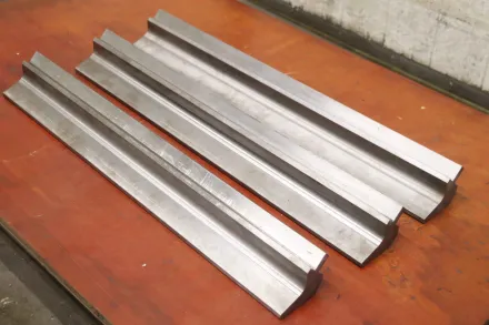 119/75 mm  90° Abkantwerkzeug geteilt 2505 mm – RESALE