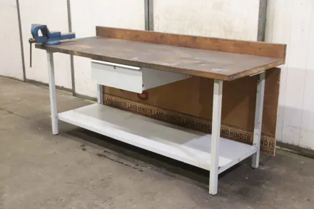 2000/720/ H940 mm Werkbank mit Schraubstock – RESALE