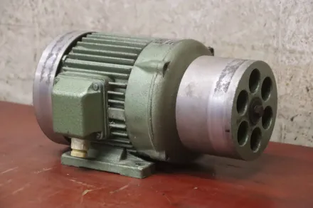 Himmelwerk 2 L12/5.5  2LS80 Elektromotor 1,1 kW 2780 U/min – RESALE
