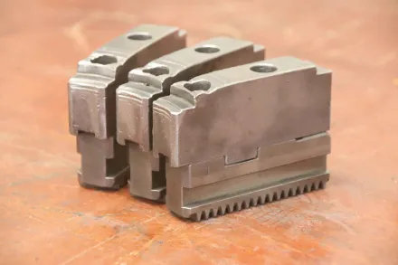 Forkardt Breite 22 mm schrägverzahnt Wechselbacken – RESALE