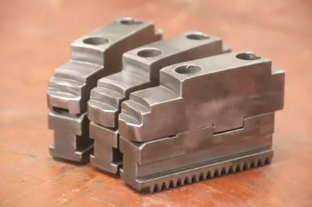 Forkardt Breite 22 mm schrägverzahnt Wechselbacken – RESALE