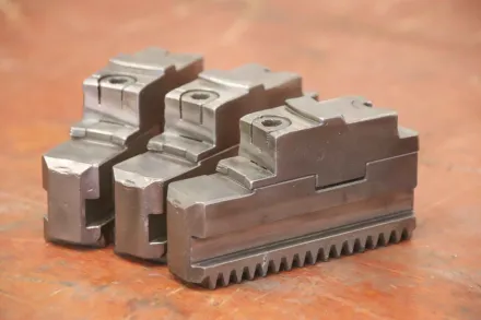 Forkardt Breite 22 mm schrägverzahnt Wechselbacken – RESALE