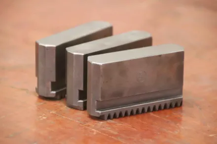 Forkardt Breite 20 mm schrägverzahnt Wechselbacken – RESALE