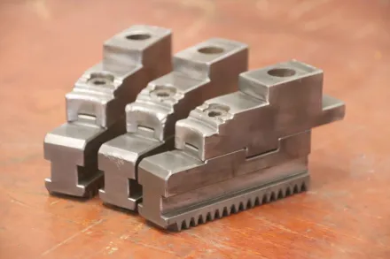 Forkardt Breite 22 mm schrägverzahnt Wechselbacken – RESALE